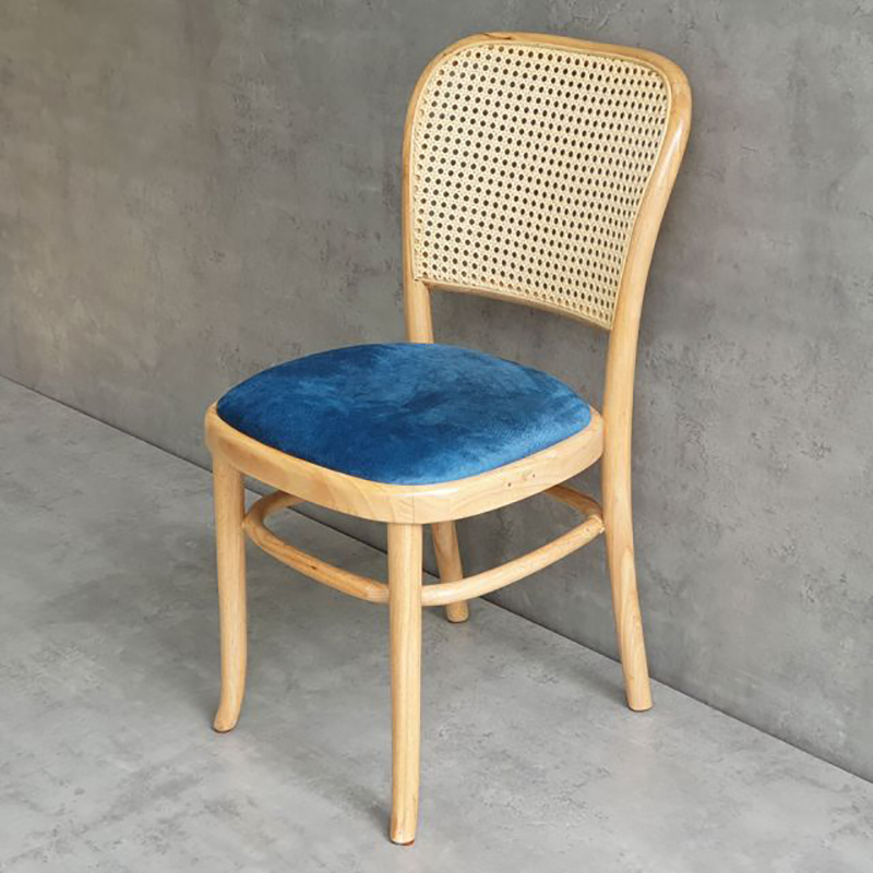 Ghế Thonet gỗ sồi bọc nệm vải nhung lưng lưới đan mây mắt cáo GC557