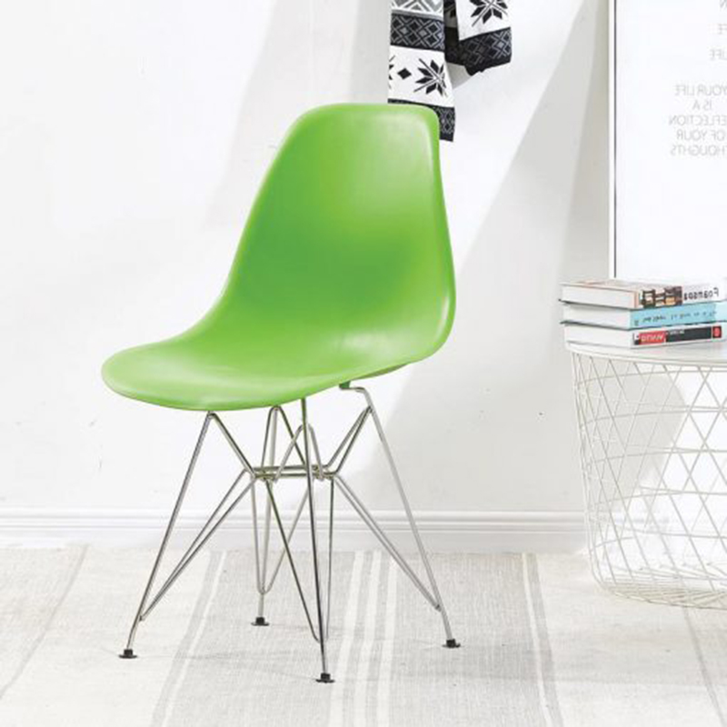 Ghế nhựa Eames chân sắt mạ Inox GC621