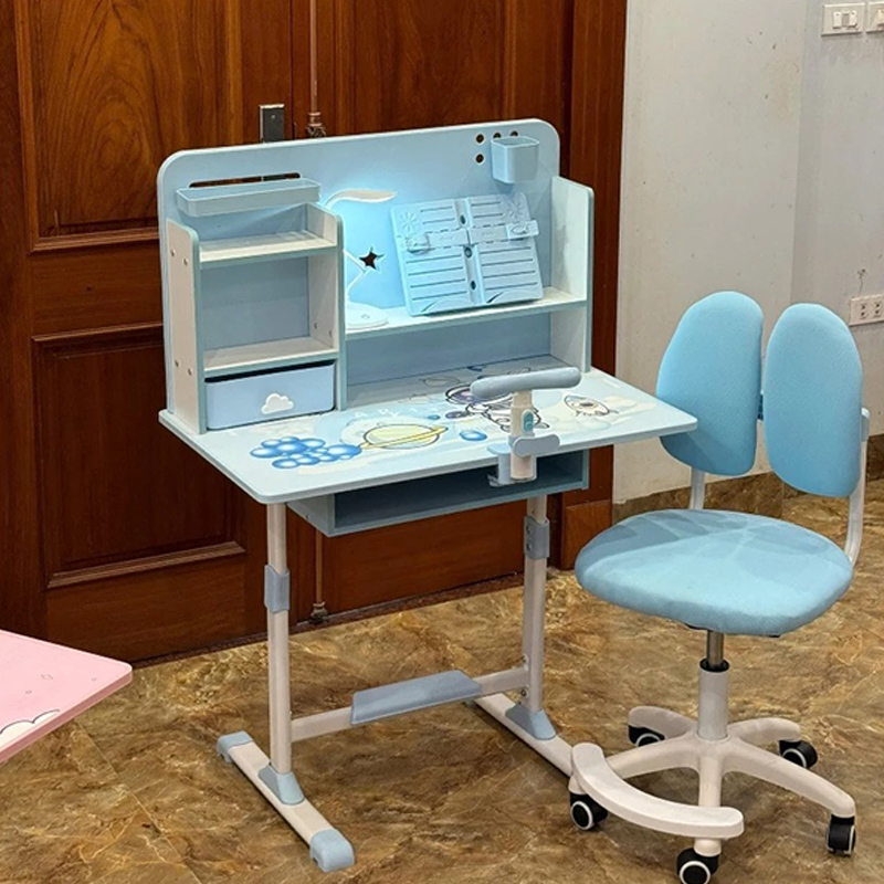 Bộ bàn học sinh tiểu học xinh xắn giá rẻ BH067
