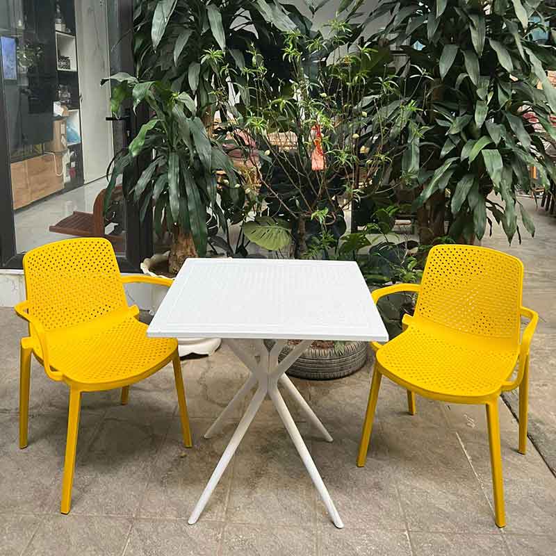 Bộ bàn ghế nhựa đúc 100% độ bền cao dễ dàng vệ sinh GC271